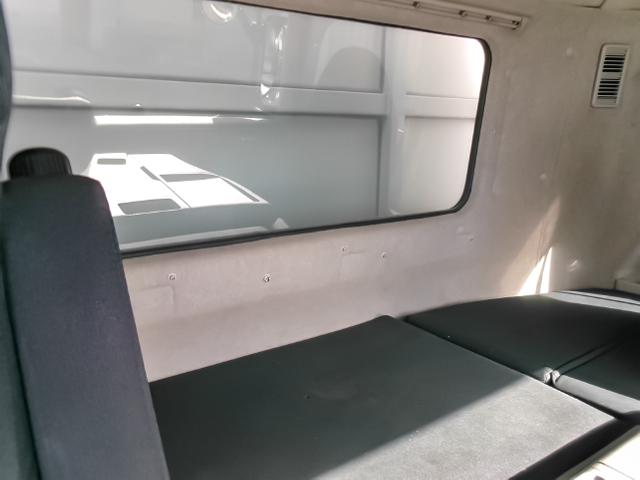image28